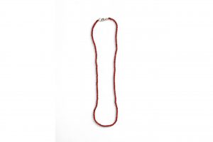 Collar bolas coral