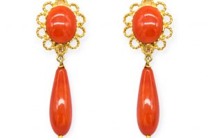 Pendientes oro óvalo coral filigrana