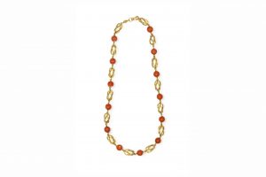 Collar jaulas y bolas coral