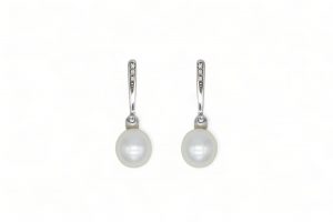 Pendientes perla y brillantes