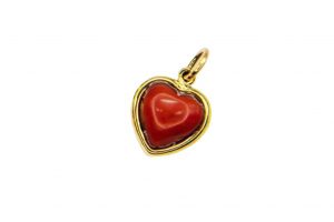 Colgante corazón coral