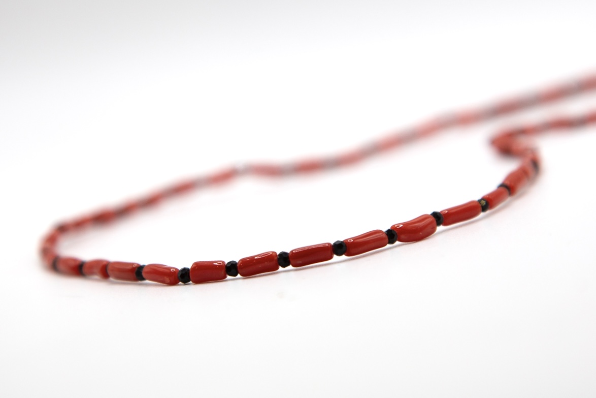 595266-ac-collar-coral-y-onix-1.jpg