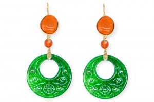 Pendiente oro coral barroco y jade verde