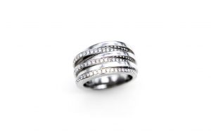 Anillo 3 aros lisos oro y diamantes