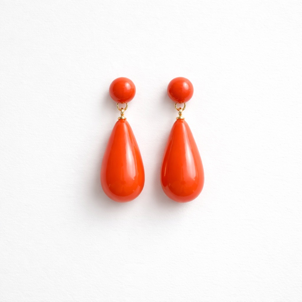 596763-A-pendiente-coral-jara-mediano-1.jpg