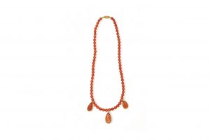 Collar bolas coral 3 camafeos