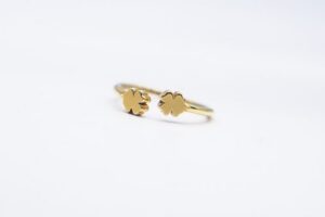 Anillo tréboles