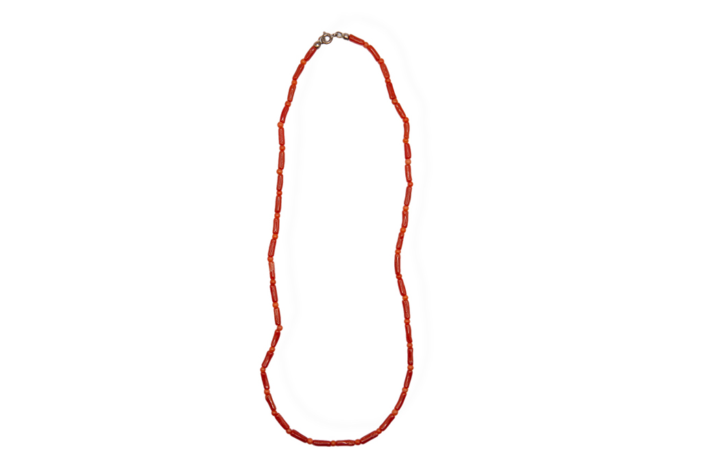 596322-a-collar-coral-canuto-bola-1.jpg