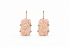 Pendiente rosa coral rectangular
