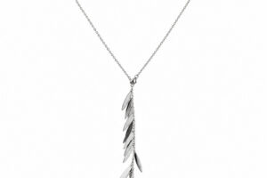 Collar italiano hojas